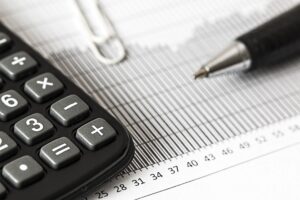 Leia mais sobre o artigo A criação do Código Financeiro e Monetário Brasileiro, medida que tornaria mais transparente o mercado financeiro e de crédito.